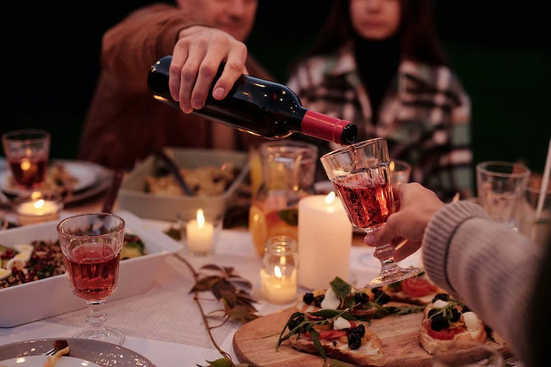 Vinos Tradicionales para Compartir en las Cenas Familiares