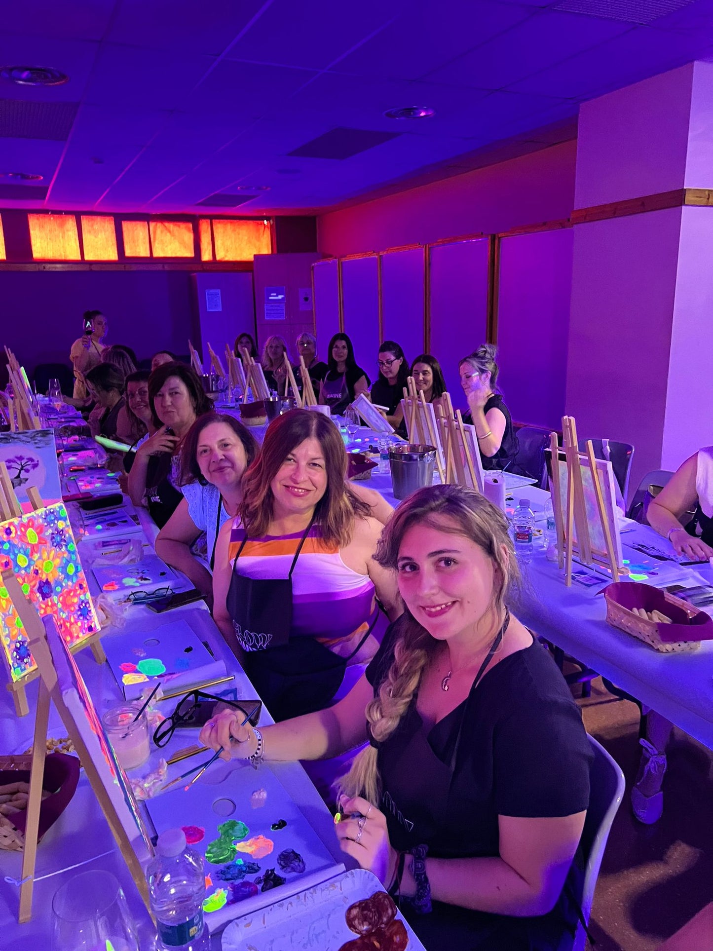 Taller de Navidad Glow & Wine Kiwiki  - 14/12/24